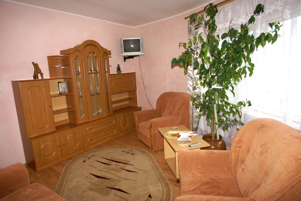Hotel Europa Rakhiv Habitación foto